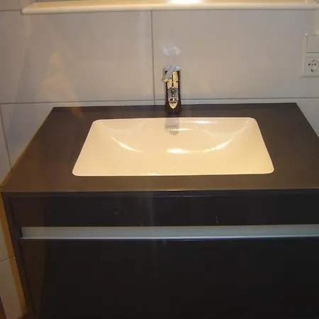 Schuetzen Szálloda *